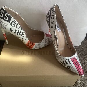 Steve Madden Multicolor Text Print Heels